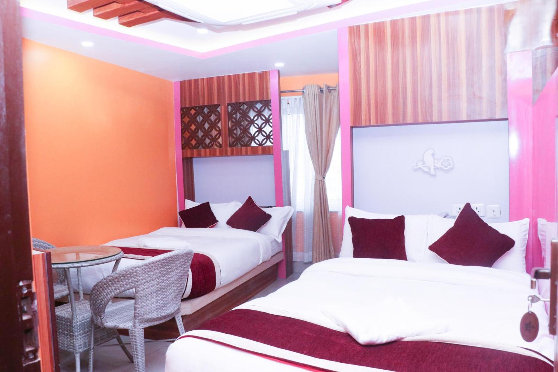 Om Tandoori Hotel 카트만두 외부 사진